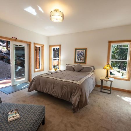 A Blue Sky Lodge Yosemite West Exterior foto